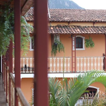 Recanto Das Abelhas - 300 M Do Centro Historico Hotel Тирадентеш Екстериор снимка