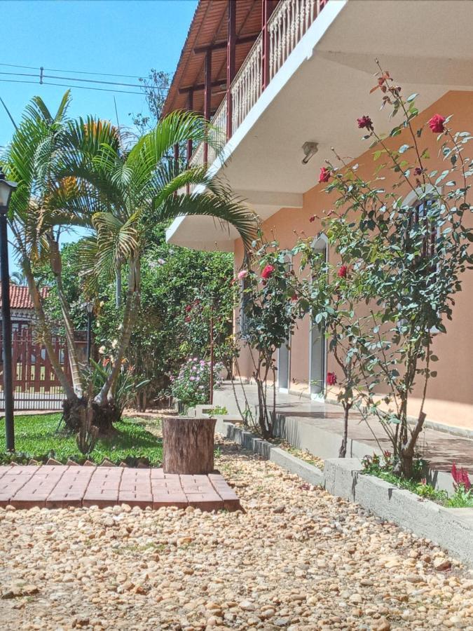 Recanto Das Abelhas - 300 M Do Centro Historico Hotel Тирадентеш Екстериор снимка
