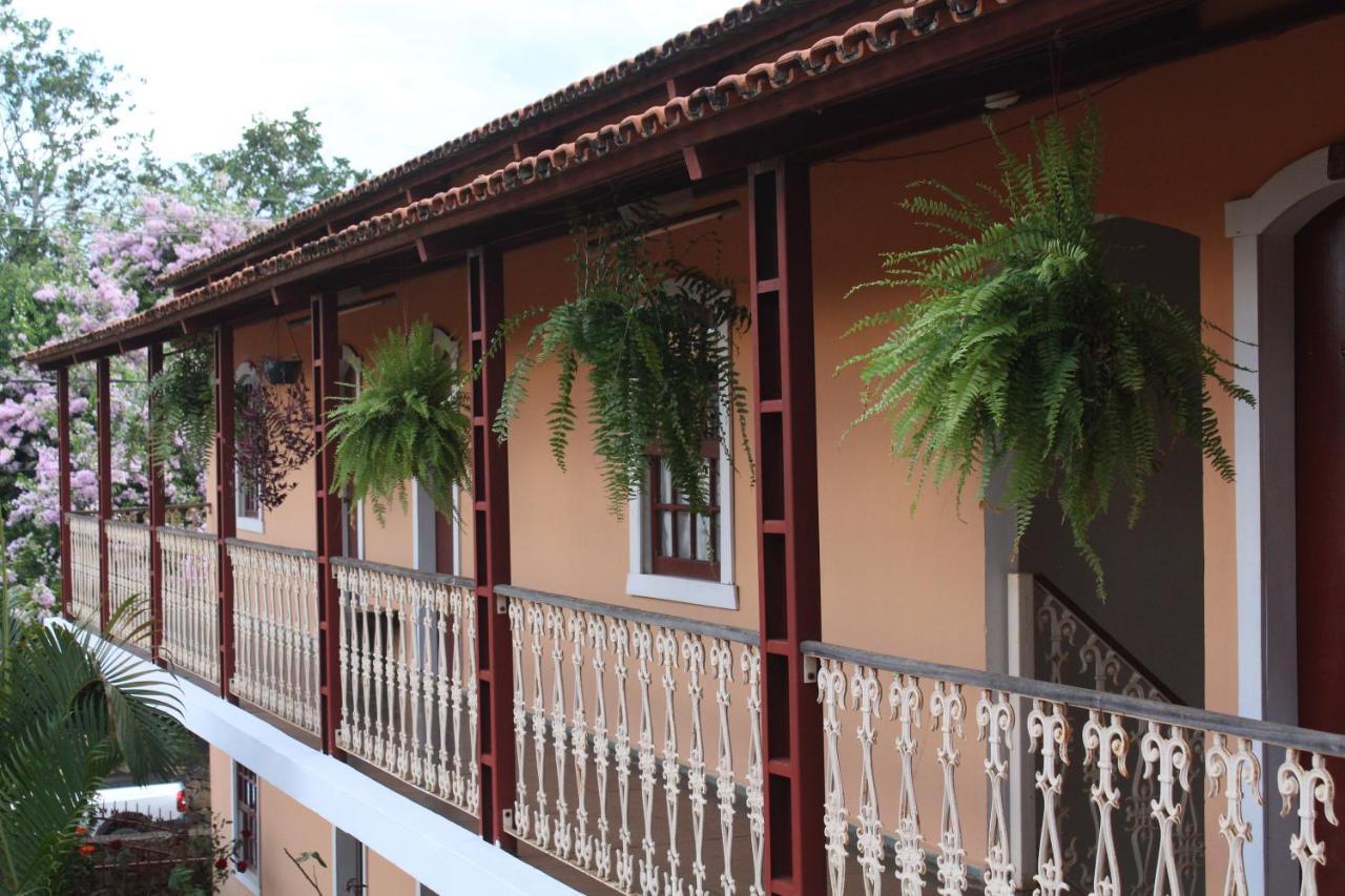 Recanto Das Abelhas - 300 M Do Centro Historico Hotel Тирадентеш Екстериор снимка